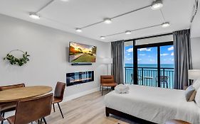 Breakers Tower 1Br Oceanfront Condo